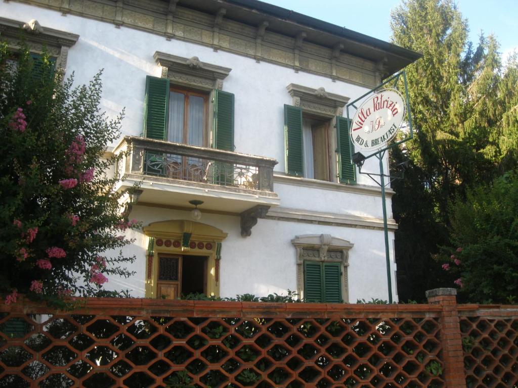 لوكا Villa Patrizia B&B المظهر الخارجي الصورة