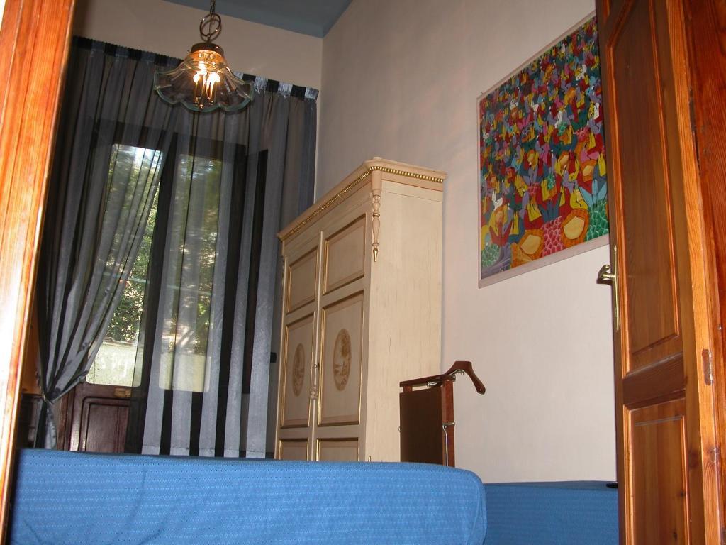 لوكا Villa Patrizia B&B الغرفة الصورة