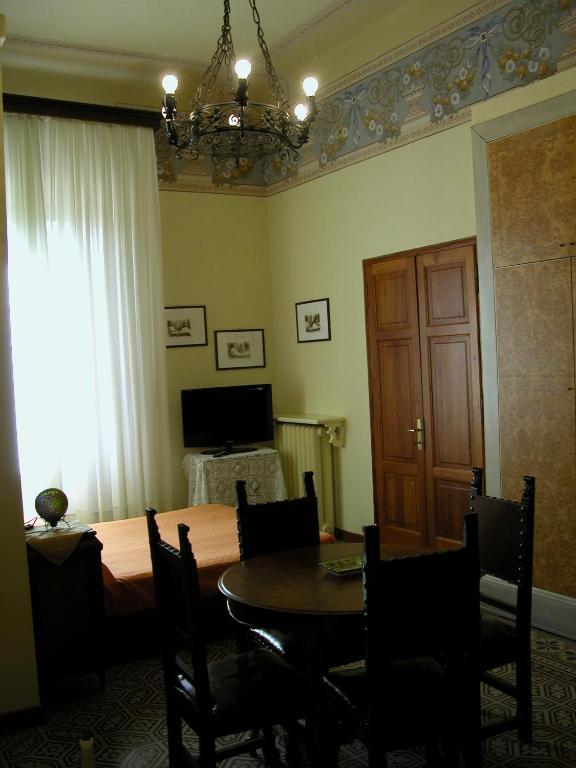 لوكا Villa Patrizia B&B الغرفة الصورة