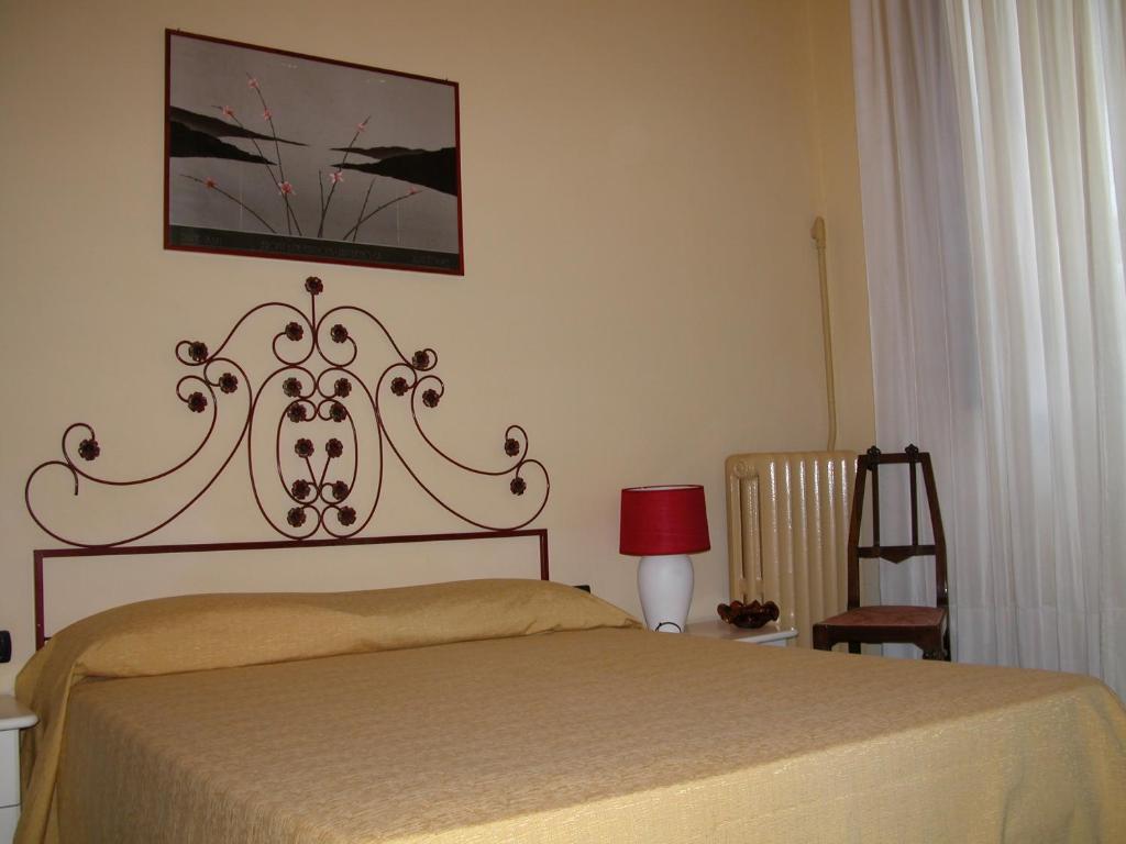 لوكا Villa Patrizia B&B الغرفة الصورة